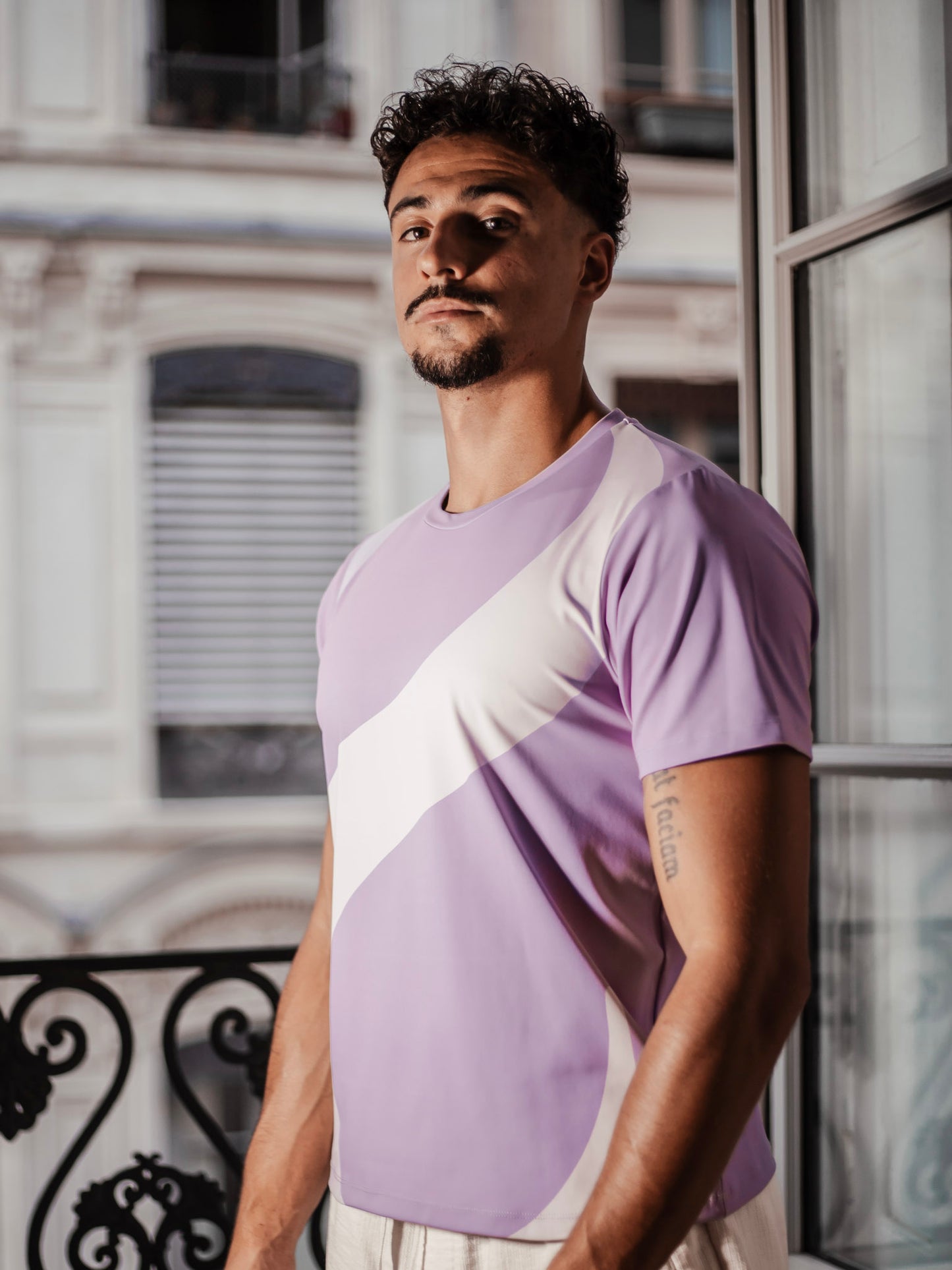 T-Shirt - MOTION